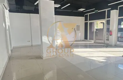 متجر - استوديو - 1 حمام للايجار في طراز مغربي - المدينة العالمية - دبي