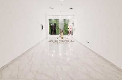 Shop - Studio - 4 Bathrooms for rent in Al Barsha 1 - Al Barsha - Dubai
