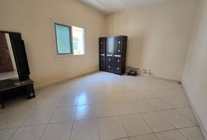 81112345 - Property Image 2