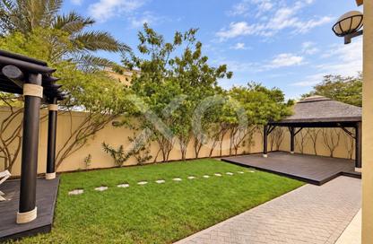 Villa - 3 - 4 for rent in District 7 - Jumeirah Park - Dubai