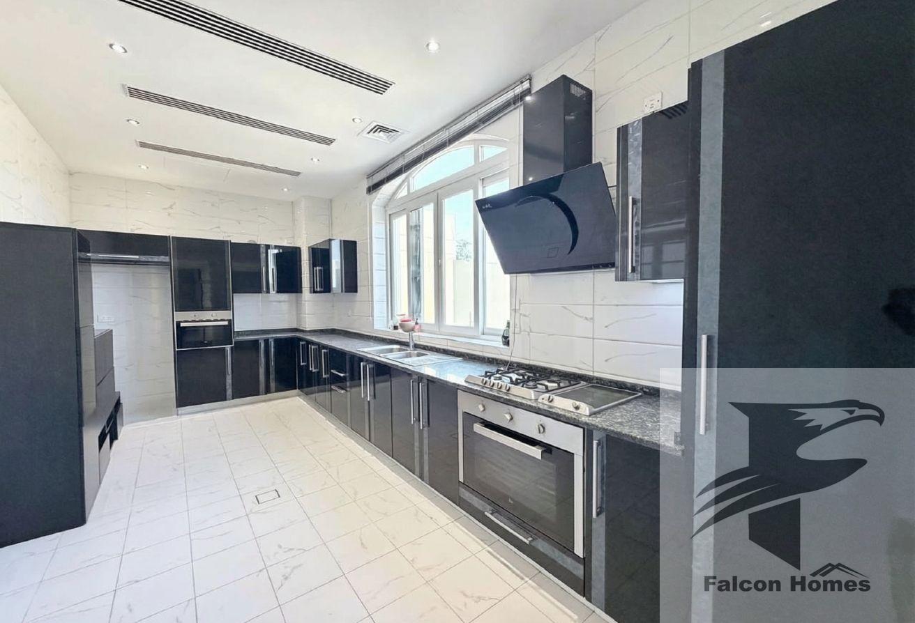 Spacious 7BR+Maids Palatial Villa | Prime Location photo 18