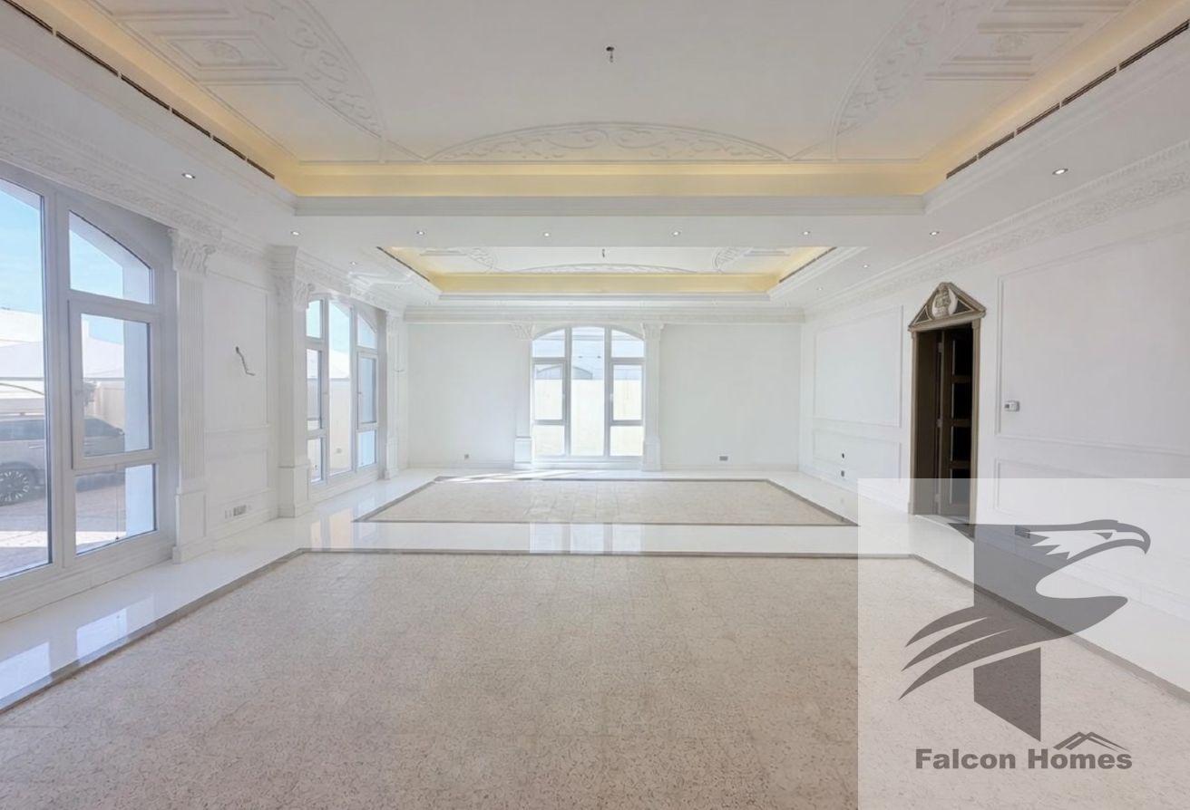 Spacious 7BR+Maids Palatial Villa | Prime Location photo 5