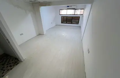 متجر - استوديو - 1 حمام للايجار في بناية الرميلة - الرميلة 2 - الرميلة - عجمان