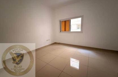 Apartment - 3 Bedrooms - 3 Bathrooms for rent in Muweileh Community - Muwaileh Commercial - Sharjah
