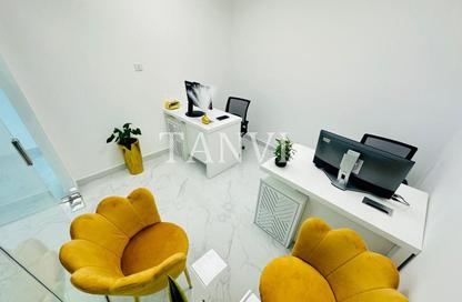 Office Space - Studio - 1 Bathroom for rent in Fatima Mohammad Ahmad Bin Suleiman Building - Al Raffa - Bur Dubai - Dubai