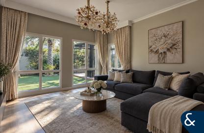 Villa - 5 - 4 for sale in Meadows 8 - Meadows - Dubai