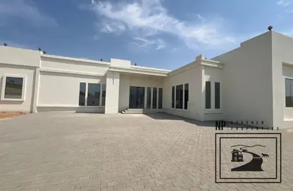 فيلا - 3 غرف نوم - 4 حمامات للايجار في الرفاع - رأس الخيمة