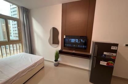 Apartment - Studio - 1 Bathroom for rent in Zayed the First Street - Al Khalidiya - Abu Dhabi Apartment - Studio - 1 Bathroom for rent in Zayed the First Street - Al Khalidiya - Abu Dhabi