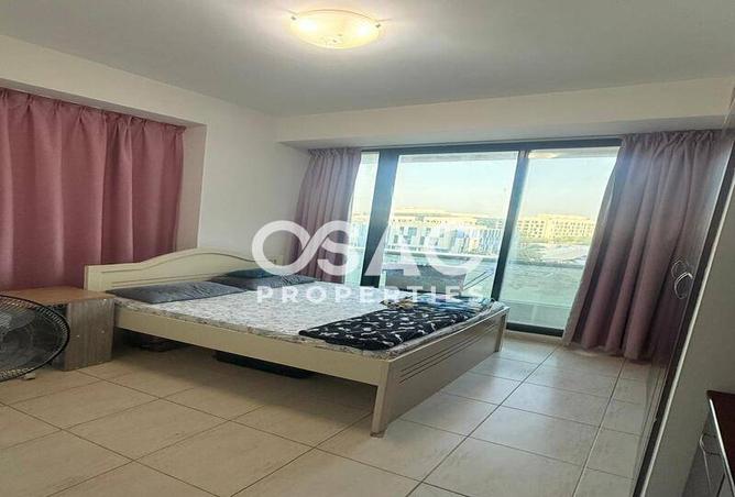LOWEST PRICE / SPACIOUS / BALCONY