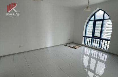 Apartment - 3 Bedrooms - 3 Bathrooms for rent in Crystal Plaza - Al Majaz 1 - Al Majaz - Sharjah Apartment - 3 Bedrooms - 3 Bathrooms for rent in Crystal Plaza - Al Majaz 1 - Al Majaz - Sharjah