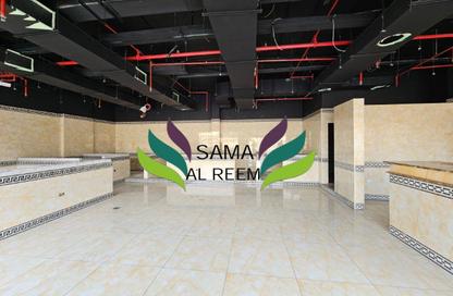 Shop - Studio - 2 for rent in Garden City 2 - Jumeirah Garden City - Al Satwa - Dubai