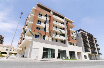 Apartment - 2 Bedrooms - 3 Bathrooms for rent in Al Omran Building - Majan - Dubai