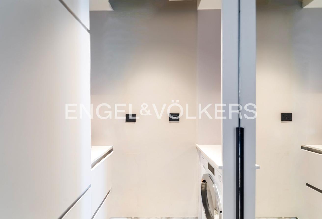 Luxury Living| Spacious | Exclusive photo 14