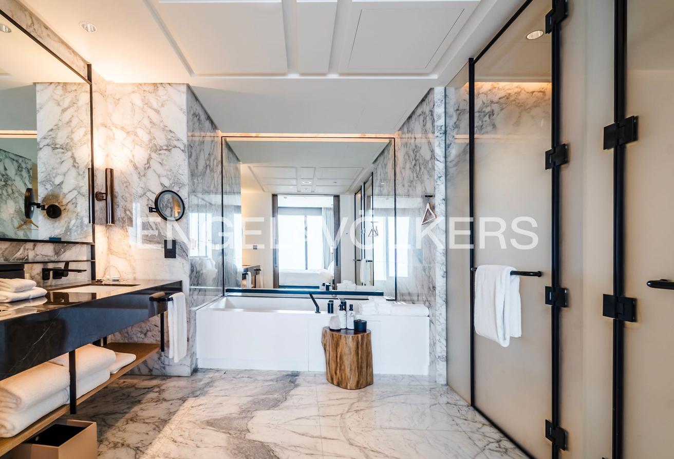 Luxury Living| Spacious | Exclusive photo 6