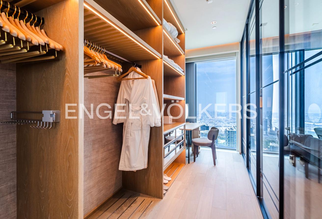 Luxury Living| Spacious | Exclusive photo 8