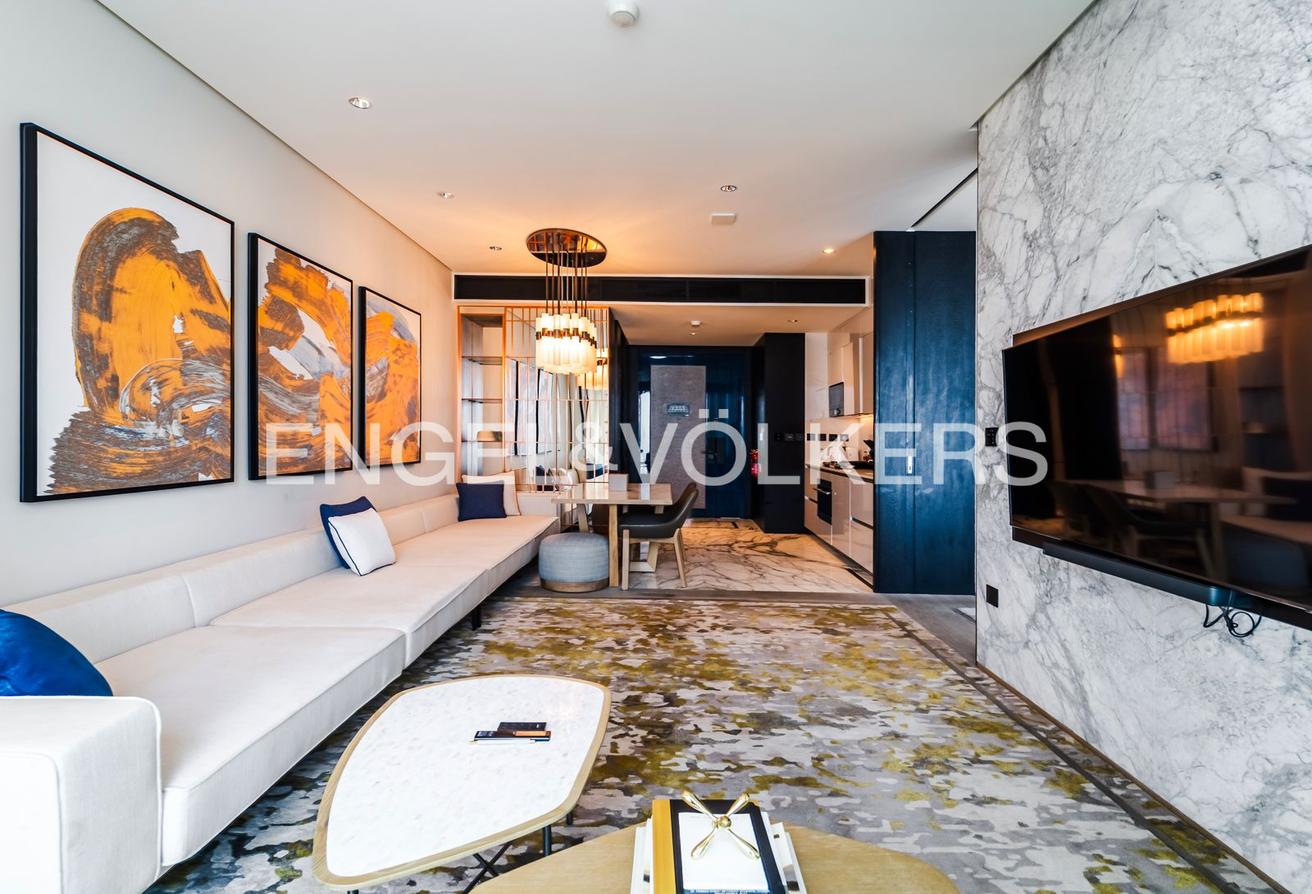Luxury Living| Spacious | Exclusive photo 2