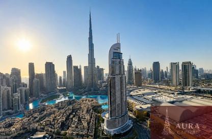 Apartment - 3 - 3 for rent in Burj Royale - Downtown Dubai - Dubai