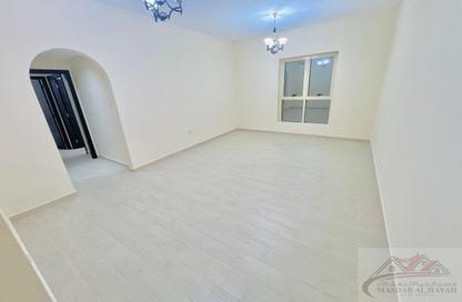 Apartment - 2 Bedrooms - 2 Bathrooms for rent in Muwaileh 29 Building - Muwaileh - Sharjah