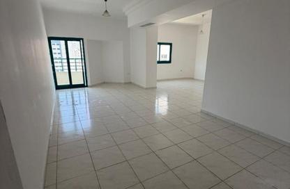 Apartment - 3 Bedrooms - 3 Bathrooms for rent in Al Majaz 3 - Al Majaz - Sharjah