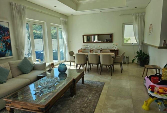 82382623 - Property Image 3