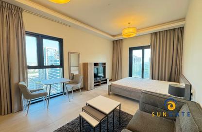 Apartment - Studio - 1 Bathroom for sale in SOL Bay - Business Bay - Dubai