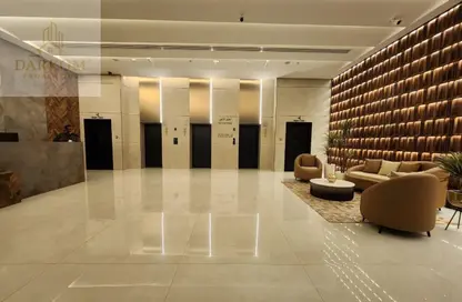 شقة - 2 غرف نوم - 2 حمامات للايجار في برج إس آر إس - الراشدية 1 - الراشدية - عجمان