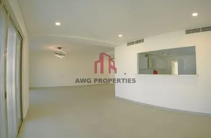 Villa - 4 Bedrooms - 5 Bathrooms for rent in The Gardens Buildings - The Gardens - Dubai