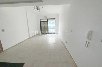 شقة - 1 حمام للبيع في برج حمزة - مدينة دبي الرياضية - دبي شقة - 1 حمام للبيع في برج حمزة - مدينة دبي الرياضية - دبي