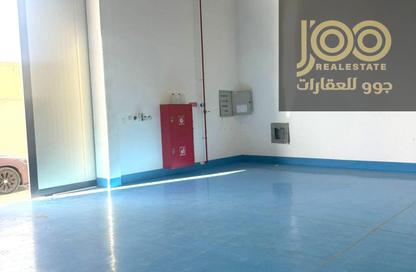 Warehouse - Studio - 1 for rent in Umm Al Thuoob - Umm Al Quwain