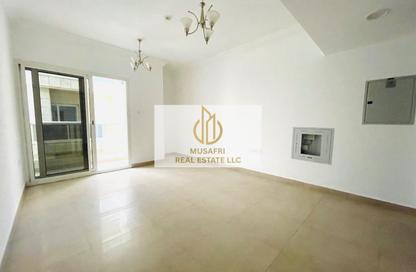 Apartment - 1 Bedroom - 2 Bathrooms for rent in Muwailih Building - Muwaileh - Sharjah