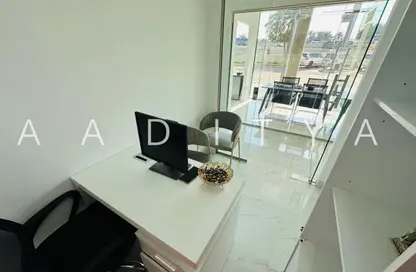 مكتب - غرفة نوم - 1 حمام للايجار في ريم ريزدنسي - الكرامة - دبي