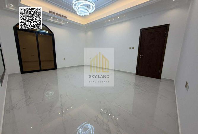 71142579 - Property Image 2