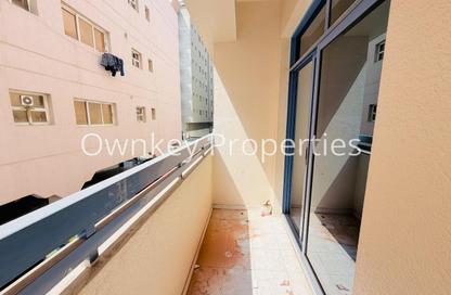 Apartment - 2 Bedrooms - 2 Bathrooms for rent in Corniche Building - Umm Hurair 1 - Umm Hurair - Bur Dubai - Dubai Apartment - 2 Bedrooms - 2 Bathrooms for rent in Corniche Building - Umm Hurair 1 - Umm Hurair - Bur Dubai - Dubai