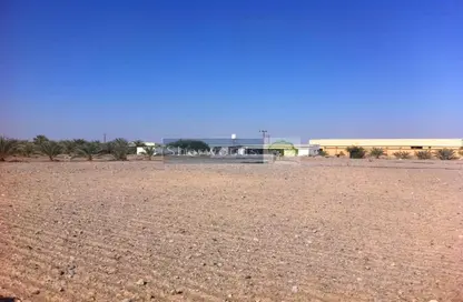 أرض - استوديو - 2 حمامات للبيع في المدفق - رأس الخيمة