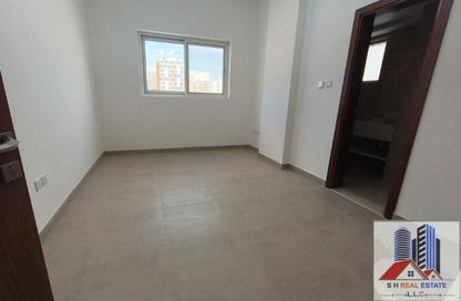 Apartment - 1 - 2 for rent in Amak Building - Majan - Dubai Apartment - 1 - 2 for rent in Amak Building - Majan - Dubai