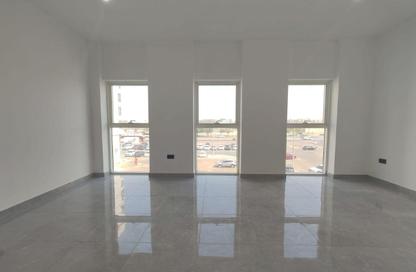 Apartment - 2 Bedrooms - 2 Bathrooms for rent in Shabiya 9 - Shabiya - Mussafah - Abu Dhabi