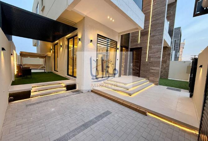 57378392 - Property Image 2