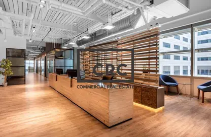 مكتب - استوديو - 1 حمام للايجار في برج التجارة العالمي- البرج التجاري - شارع الشيخ زايد - دبي