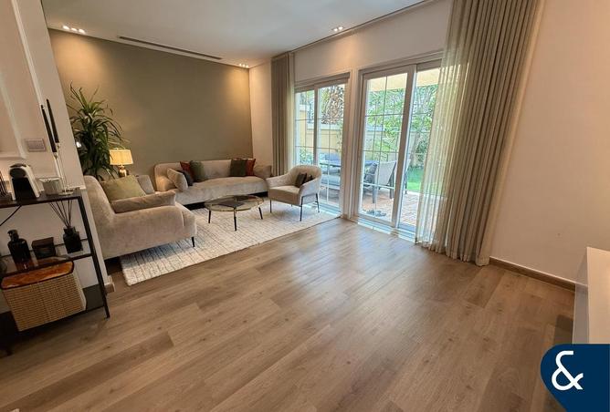 98699990 - Property Image 3