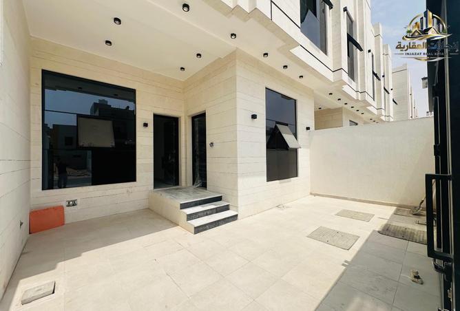 141449570 - Property Image 2