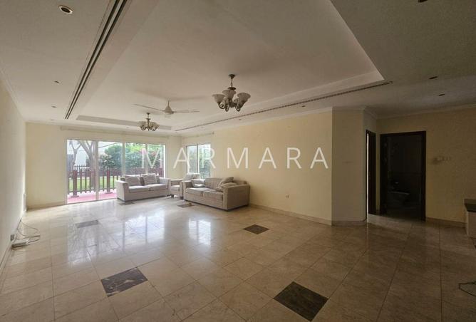 79435855 - Property Image 2