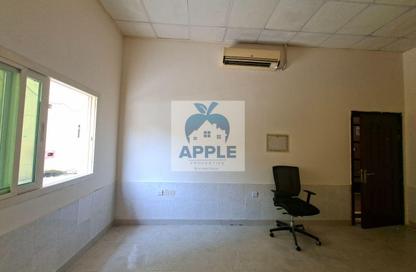 Apartment - Studio - 1 for rent in Fire Station Road - Muwaileh - Sharjah Apartment - Studio - 1 for rent in Fire Station Road - Muwaileh - Sharjah
