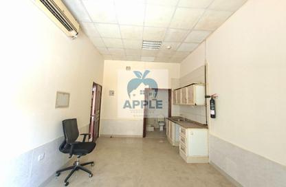 Apartment - Studio - 1 for rent in Fire Station Road - Muwaileh - Sharjah