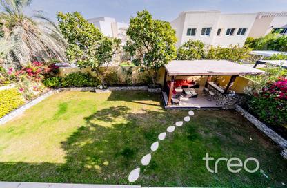 Villa - 5 Bedrooms - 5 Bathrooms for rent in Meadows 2 - Meadows - Dubai