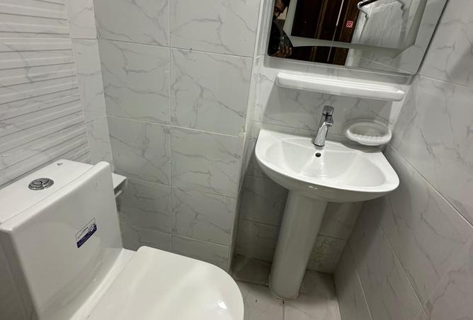 75797599 - Property Image 2