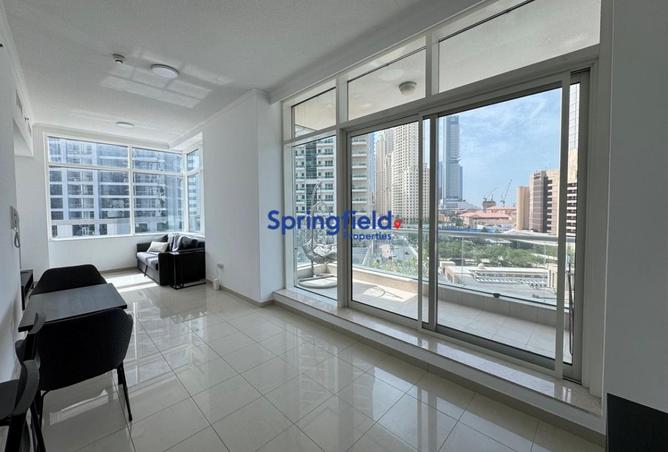 82382882 - Property Image 2