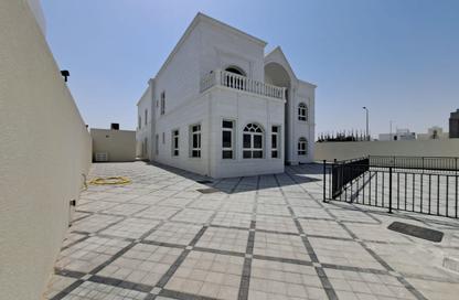 Villa - 6 Bedrooms - 7+ Bathrooms for rent in Madinat Al Riyad - Abu Dhabi