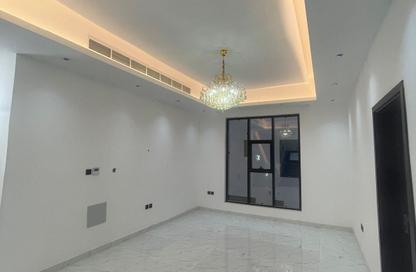 Villa - 6 - 7+ for sale in Al Helio 1 - Al Helio - Ajman Villa - 6 - 7+ for sale in Al Helio 1 - Al Helio - Ajman
