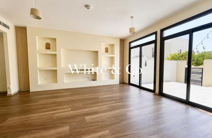 Townhouse - 4 Bedrooms - 5 Bathrooms for rent in Noor Townhouses - Town Square - Dubai