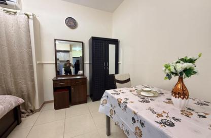 Apartment - Studio - 1 Bathroom for rent in Al Qulaya'ah - Al Sharq - Sharjah